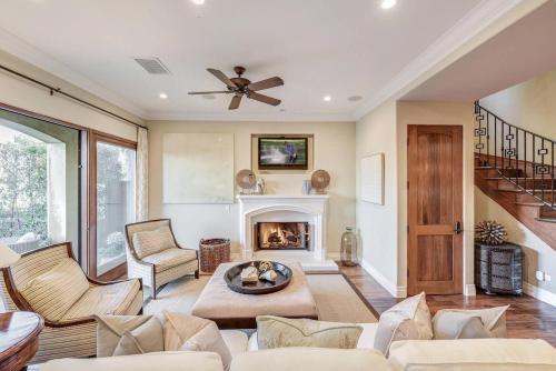 Beach Villa At 507 Goldenrod