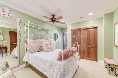 Beach Villa At 507 Goldenrod