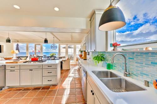 Cape Cod House In Capo Beach