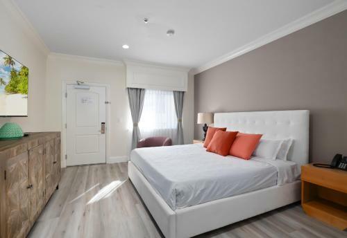 Hotel Huntington