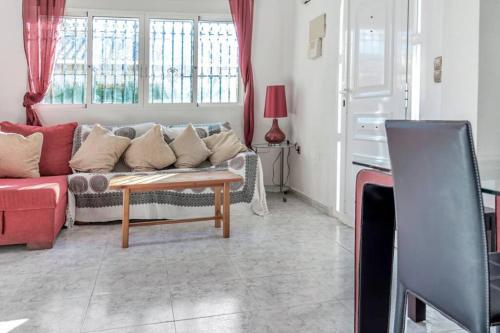 Stunning Five Bedroom Villa With Fabulous Swimming Pool.