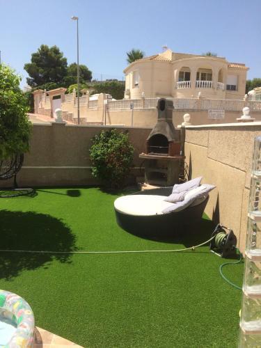 Stunning Five Bedroom Villa With Fabulous Swimming Pool.