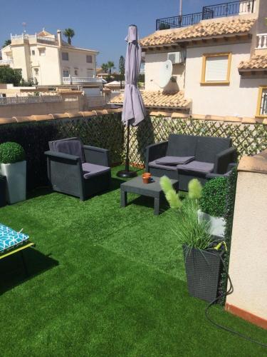 Stunning Five Bedroom Villa With Fabulous Swimming Pool.