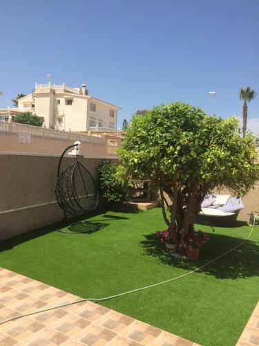 Stunning Five Bedroom Villa With Fabulous Swimming Pool.