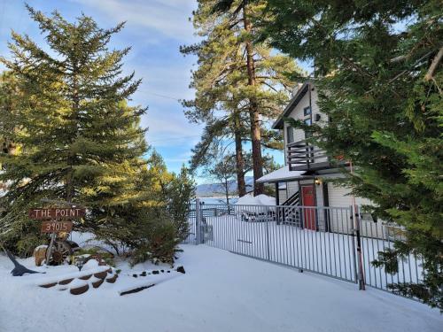 The Point! Spectacular Lake Views 5 Suites!