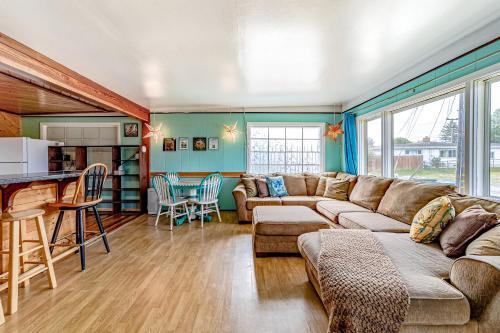 Mystical Dreamhouse & Mermaid's Den