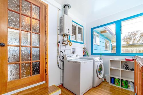 Mystical Dreamhouse & Mermaid's Den