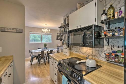 Charming And Pet-friendly Pine Grove Retreat!