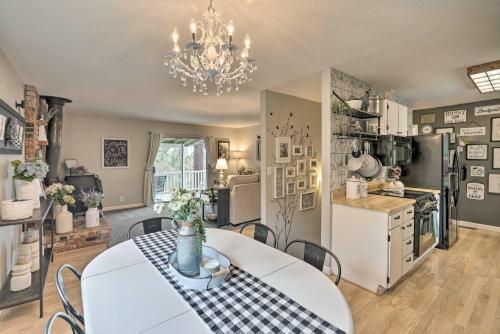 Charming And Pet-friendly Pine Grove Retreat!