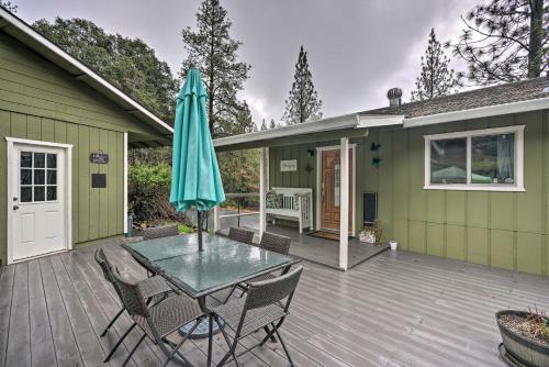Charming And Pet-friendly Pine Grove Retreat!