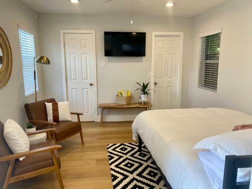 Apartamento Steps To The Beach, Pacific City And Main Street - Studio