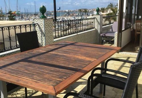 Apartment In Caleta De V�lez - 016