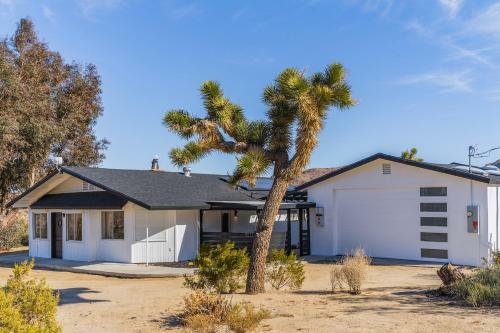 @ Marbella Lane - Peaceful Paradise Near Jtnp