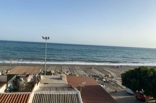 Apartamento Primera L�nea Playa. Vistas Al Mar