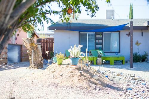 Joshua Tree Village House