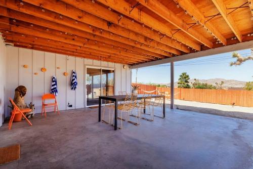 Made In The Shade - Central, Hot Tub, Ac, Sleeps 8