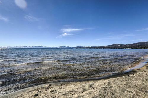 Pet-friendly Kings Beach Log Cabin With Hot Tub