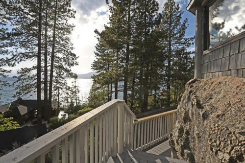 Rockpile Treehouse
