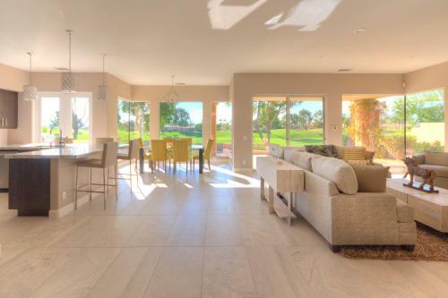 Wow Views...wow Interior....wow Pool....wow Everything