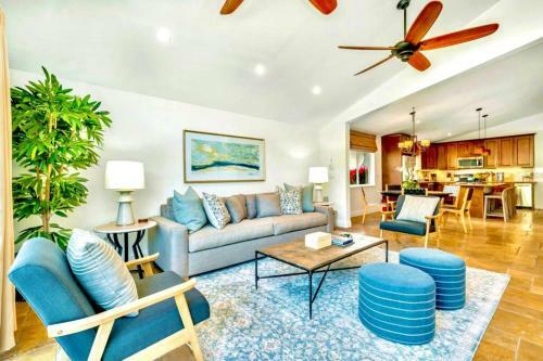Luxe Cove Retreat ? Heated Pool ? Spa ? 31+ Days