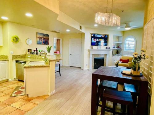 Apartamento 2 Bedrooms Beautiful Condo In Coachella