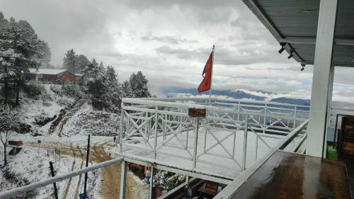 Hotel 7 Km Hill Station Resort