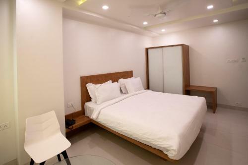 Hotel The Orange Flag (jj Hotel)