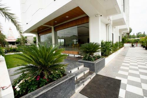 Hotel The Orange Flag (jj Hotel)
