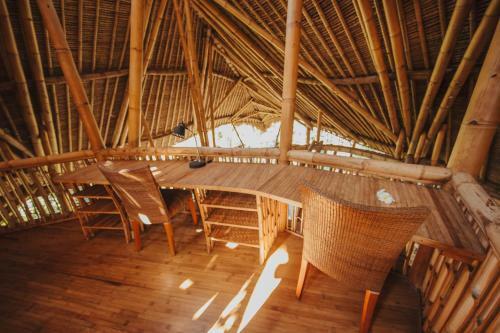 Villa Tower House - 4 Bds Eco Bamboo House, River View