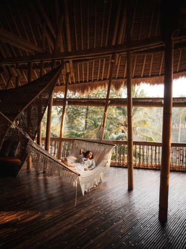 Villa Tower House - 4 Bds Eco Bamboo House, River View