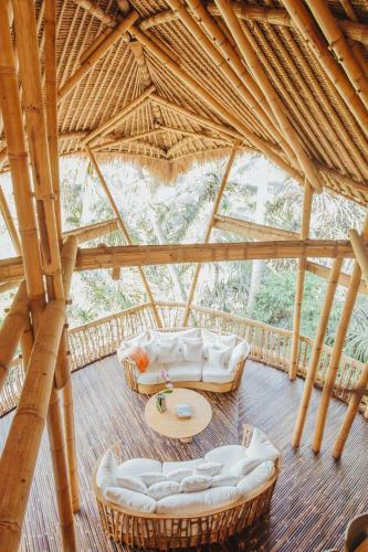Villa Tower House - 4 Bds Eco Bamboo House, River View