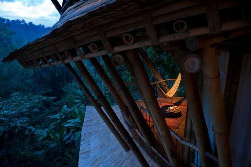 Villa Sharma Springs 5 Bds Luxurious Bamboo Mansion Pool