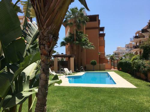 Apartamento Nuevo A Pie De Playa: Wifi, Piscina
