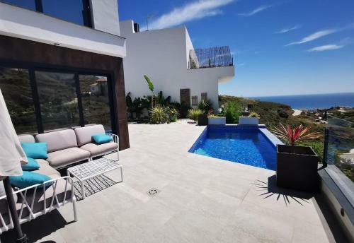 Luxury Villa Celeste Spa Retreat