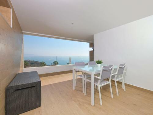 Apartment Amazing 2 Bedrooms Apartment
