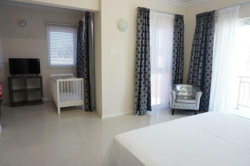 Exclusive Luxury Apartment Higher Heights, Barbados