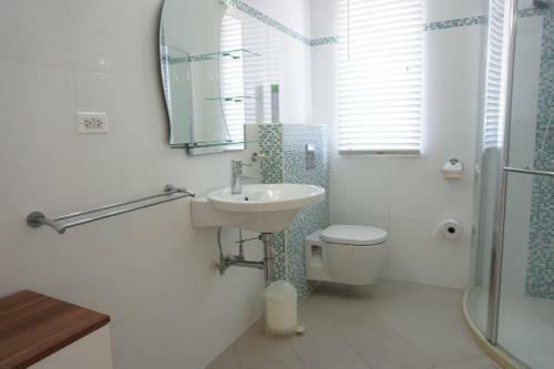 Exclusive Luxury Apartment Higher Heights, Barbados