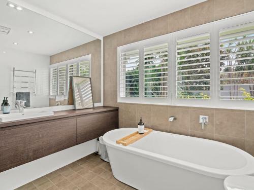 Avoca Views 1 Warren Ave