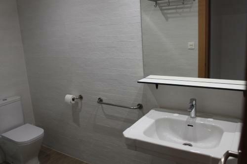 Apartamento Amplio Y Acogedor, En Plaza de Pradollano
