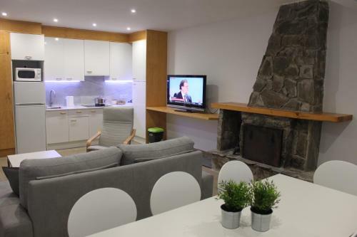 Apartamento Amplio Y Acogedor, En Plaza de Pradollano
