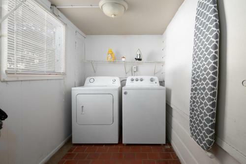 Birmingham Bungalow- Less The 10 Mins From Downtown