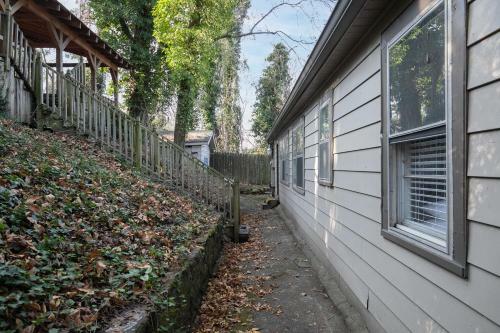 Birmingham Bungalow- Less The 10 Mins From Downtown