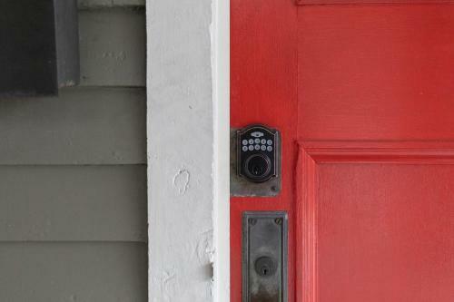 Red Door Retreat- Executive, Luxury, Historic