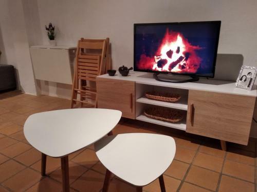Apartamento Acogedor Estudio Con Parking Gratis - Stunning Views
