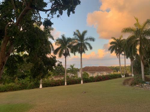 Hostal Exclusive 3br Villa, Sleeps 6, Trip Planning