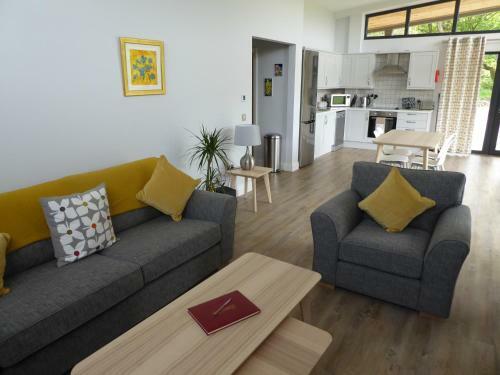 Auchendennan Luxury Self Catering Cottages
