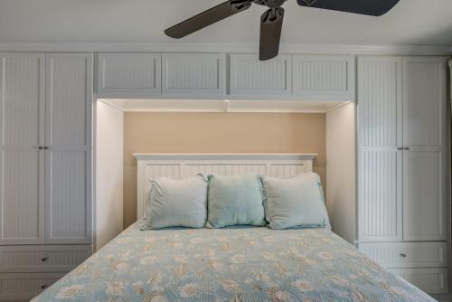 Immaculate Condo Prime Orange Beach Location With Spectacular Views