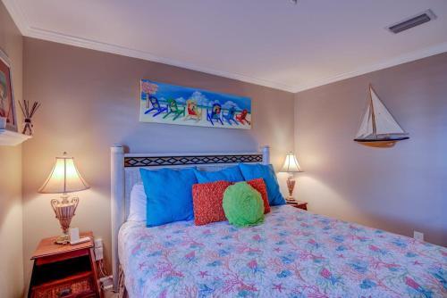 Immaculate Condo Prime Orange Beach Location With Spectacular Views