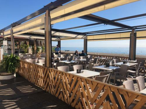 Apartament Aguamarina On The Beach Front