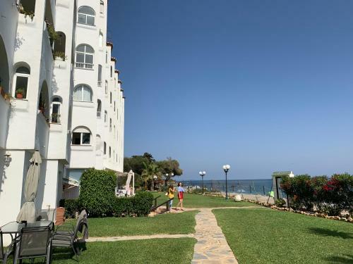Apartament Aguamarina On The Beach Front